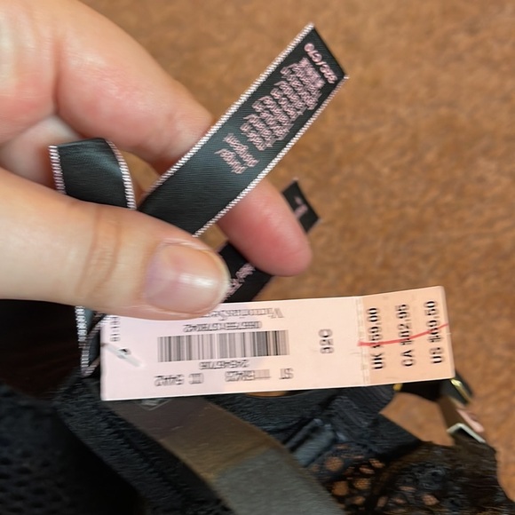 Victoria Secret Black Bombshell Fishnet Bra - Picture 2 of 5